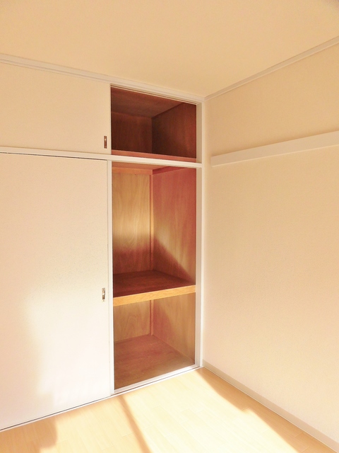 グラスハイツ 収納