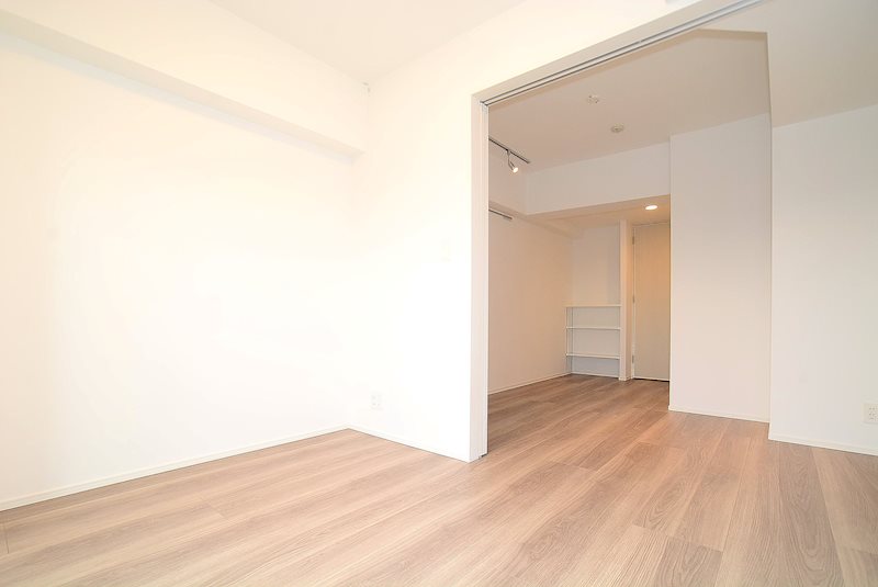 グランドコンシェルジュ氷川台4階 ※カラータイプ異なります。