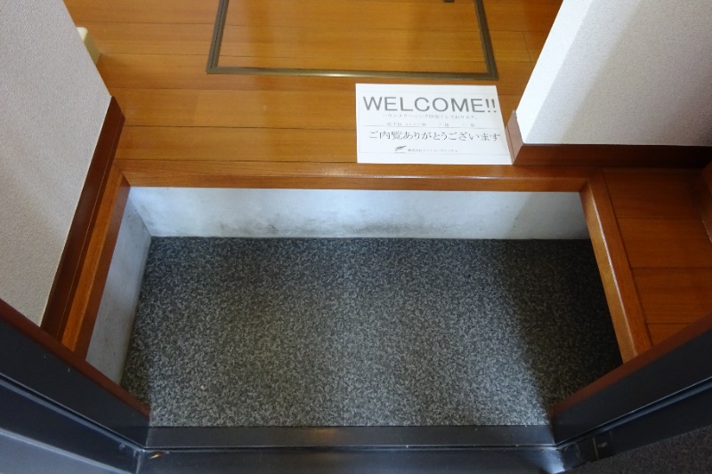 セピアコート 玄関