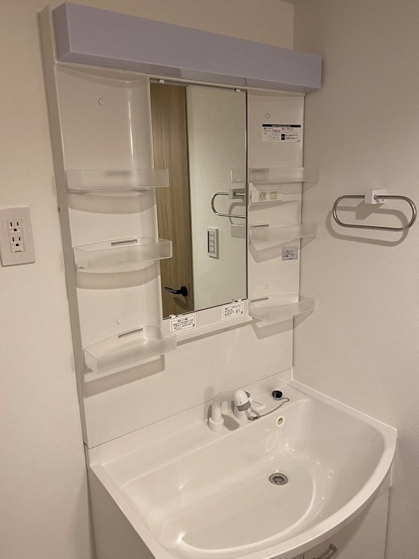 GENOVIA蕨2階 洗面