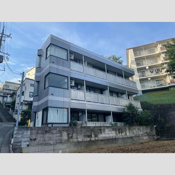 ファーストハウス生田205号室 外観