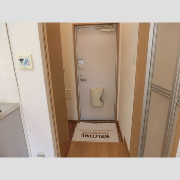 パセオおゆみ野110号室 玄関