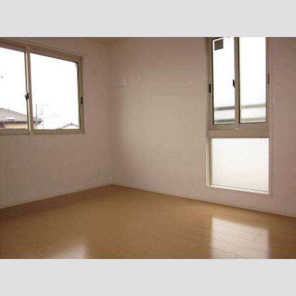 コンフォール八幡 洋室201