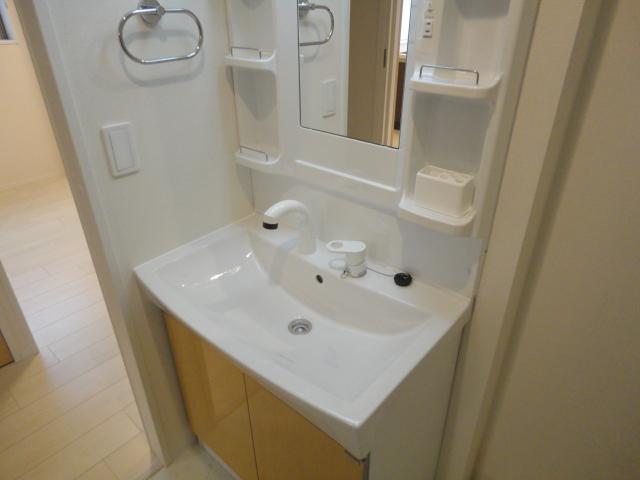 リオ　アレーナ（Ｒｉｏ　Ａｒｅｎａ） 洗髪洗面化粧台