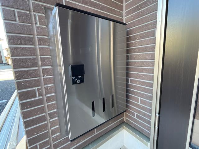 ヴェルデュールⅢ102号室 宅配ボックス（イメージ）