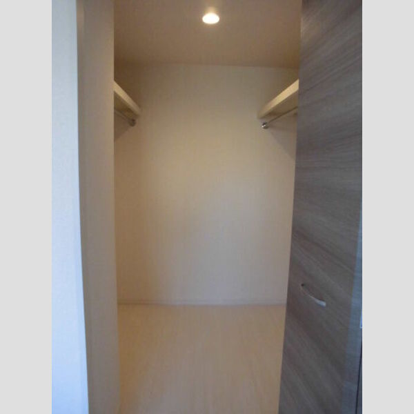 Azalea辻前　B102号室 ウォークインクローゼット