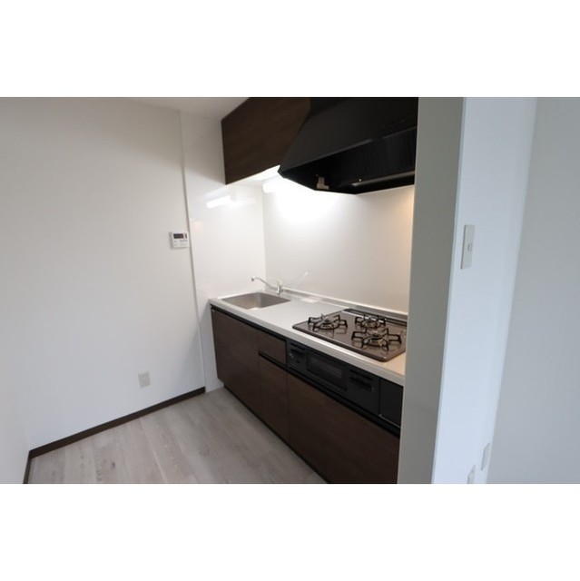 マーカスヒル湘南606号室 キッチン