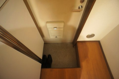 ハイムエヌティー0105号室 玄関