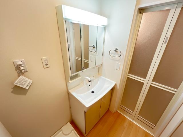 リバーストーン103号室 洗髪洗面化粧台