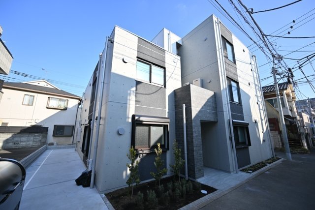 ＥＳ－Ｇｒａｎｄｅ東中野2階 外観