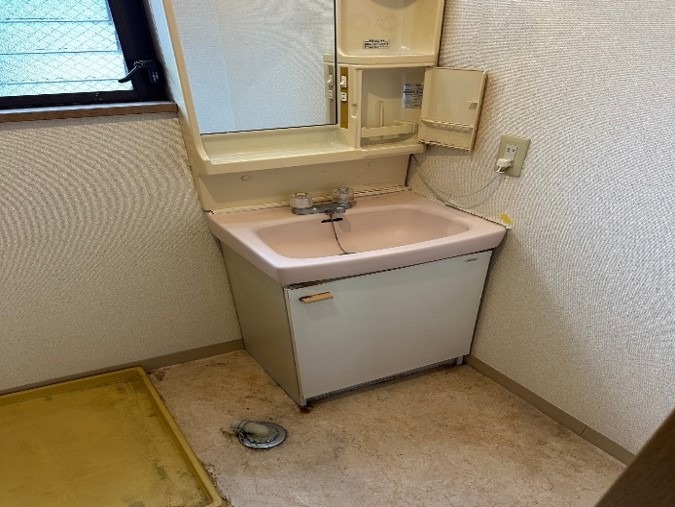 桜ハイツ ※別号室の写真となります。