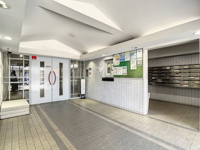 スカイコートエクセレント荻窪（エクセレント荻窪・平井ビル）608号室 エントランス