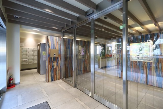 サンハイム田町4階 エントランス