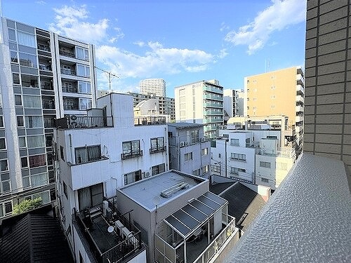 ドルチェ銀座東・壱番館6階 眺望（バルコニーからの眺望）　※2024年8月撮影