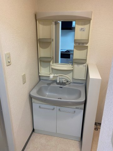 カマラード湘南 洗面