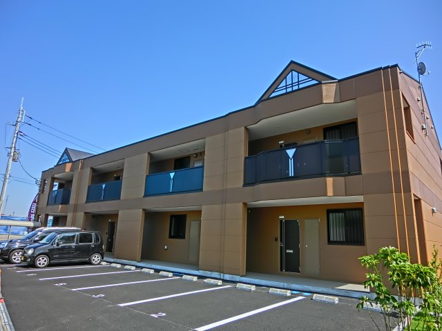 フォーマルハウト 外観写真（昼）