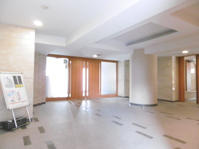 コスモ八王子ロイヤルフォルム　４０８号室 エントランス