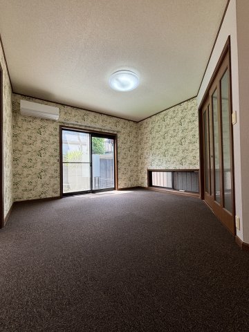 本藤沢６丁目戸建0001号室 1階6帖