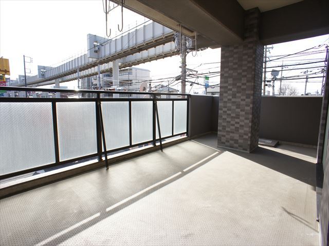 椎の実ハイツ バルコニー付きです