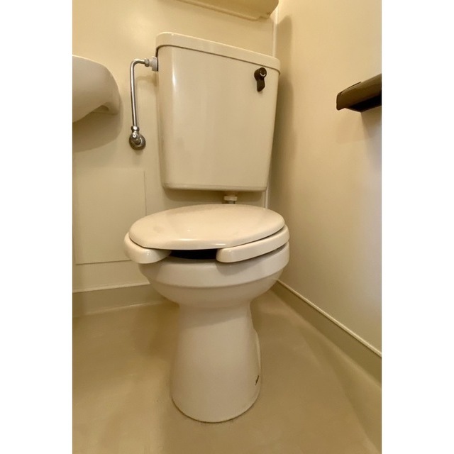 カサブランカハイツ103号室 U型トイレ