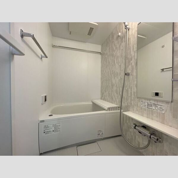 アヴァンス青井201号室 ユニットバス