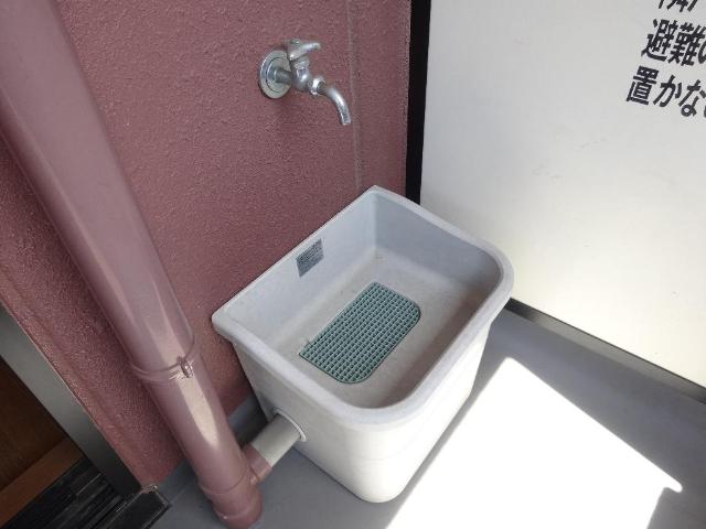 グレイスヴィラ　Ｓ．Ｔ．203号室 ベランダ設備