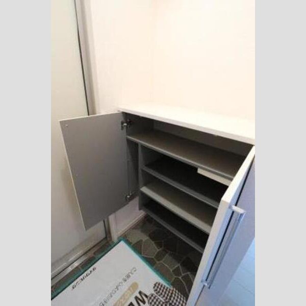 ソレーユソシア柏 シューズボックス