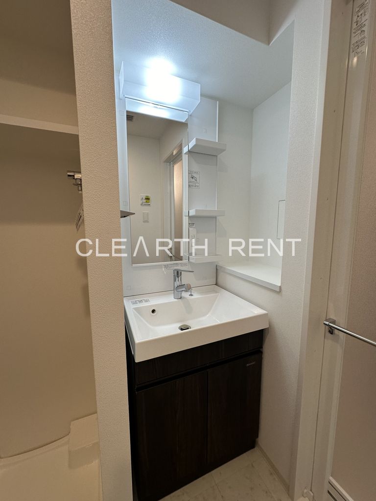 コンシェリア神楽坂 ＣＲＯＳＳＩＡ2階 独立洗面台あり