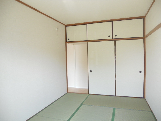 ベルハイツ相模原0202号室 収納