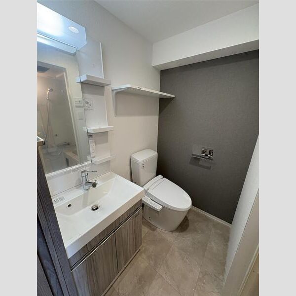 MAXIV横浜吉野町TRE101号室 トイレ