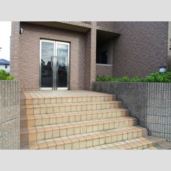 グランデージ長浦 エントランス