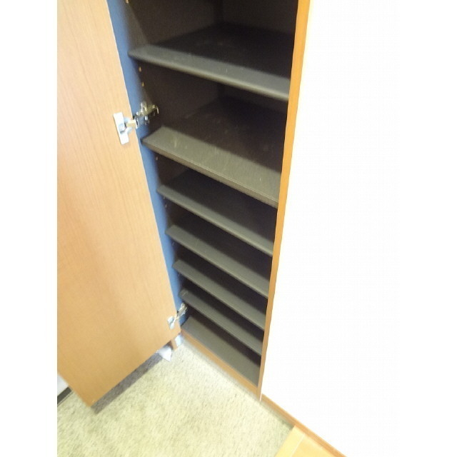 アンプルール クラージュ ゆうかり203号室 玄関