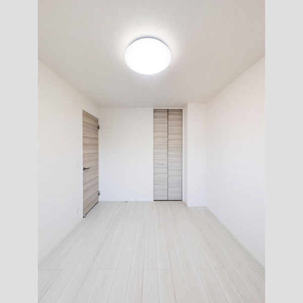 ソレイユ102号室 洋室