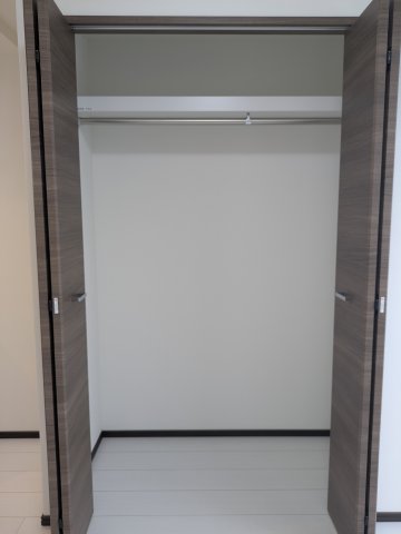 GENOVIA妙典0401号室 収納