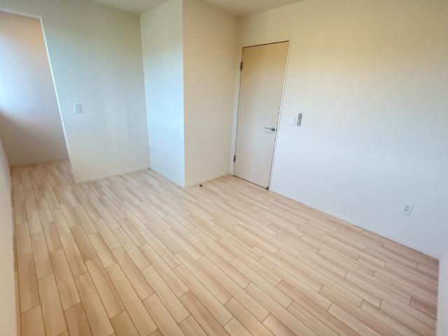 プリオーレおおたかの森203号室 洋室