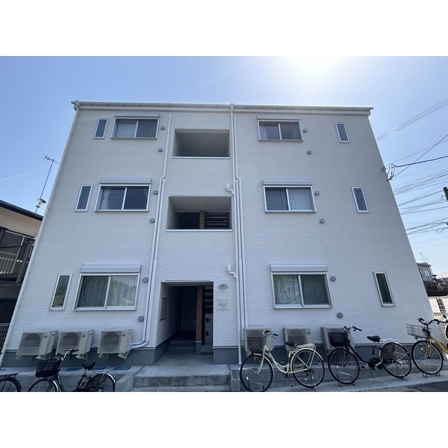 アルナージュの外観画像