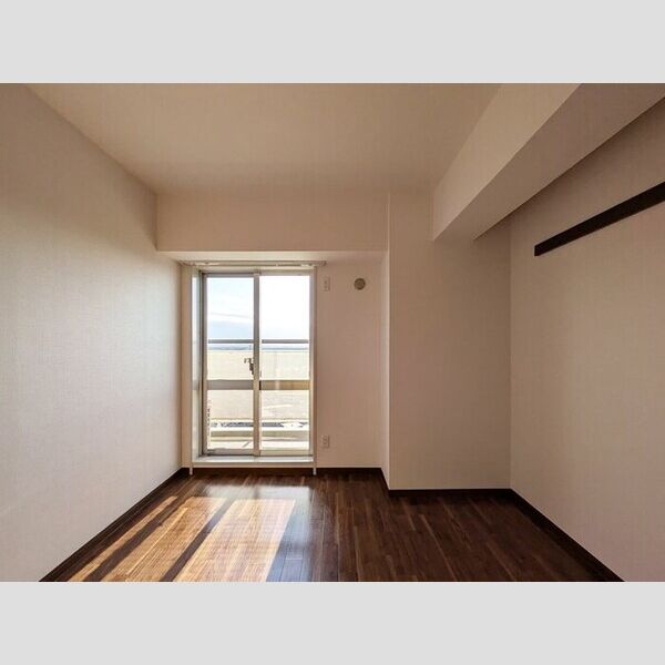 オーシャンビュー壱番館1904号室 洋室