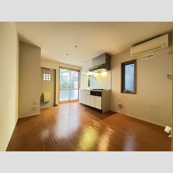 サザンカ 2面採光のリビング♪