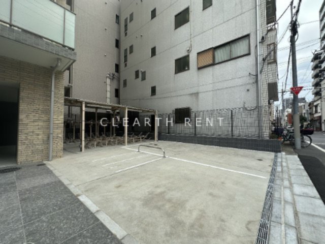 ＧＲＡＮ ＰＡＳＥＯ 三ノ輪 バイク置き場空きあり※状況は随時変動します・要確認