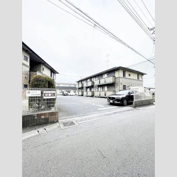 ヴェルクレール　壱・弐番館1203号室 駐車場