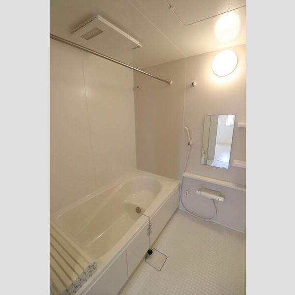 ソレイユ三原台　C201号室 追焚・浴室換気乾燥機付一坪バス