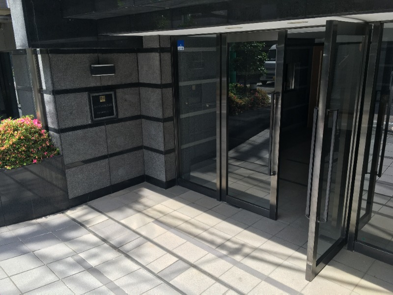 ルーブル笹塚弐番館 エントランス