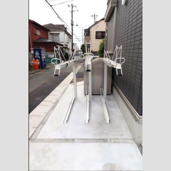 グラナーデ興宮町 駐輪場