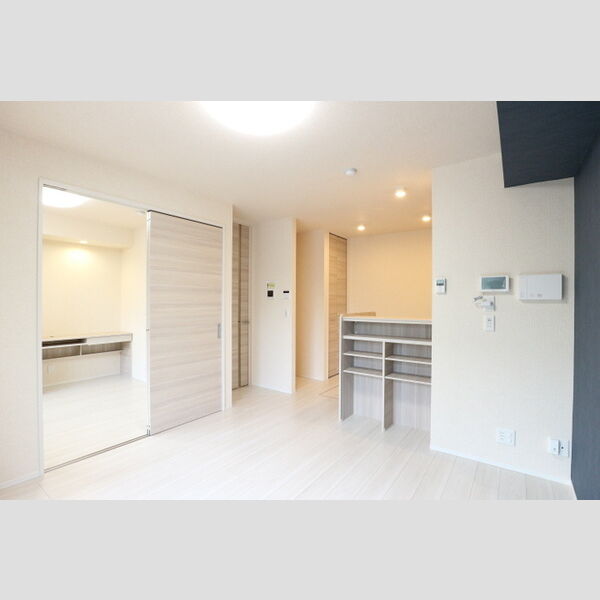 Dear Life リビング