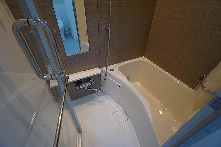 SYFORME住吉6階 バス