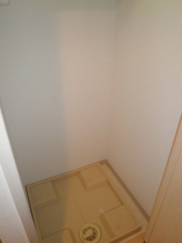 グランド・ガーラ日本橋兜町4階 洗濯機置場