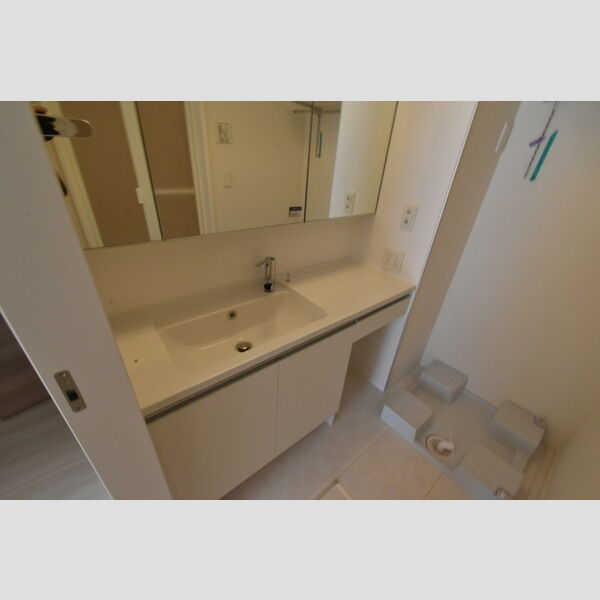 セッテ ルーチェ 洗髪洗面ドレッサー