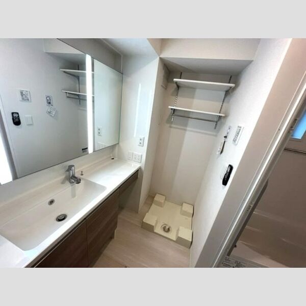 サフィール富士見台 洗髪洗面化粧台・防水パン