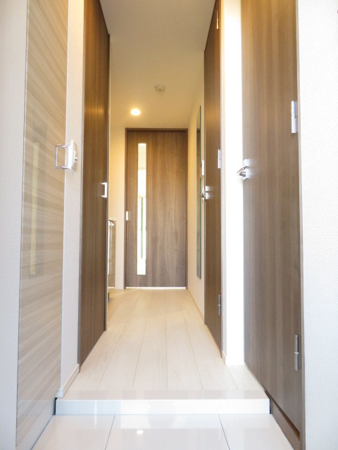 ガーラ・グランディ大森西 きれいな玄関です