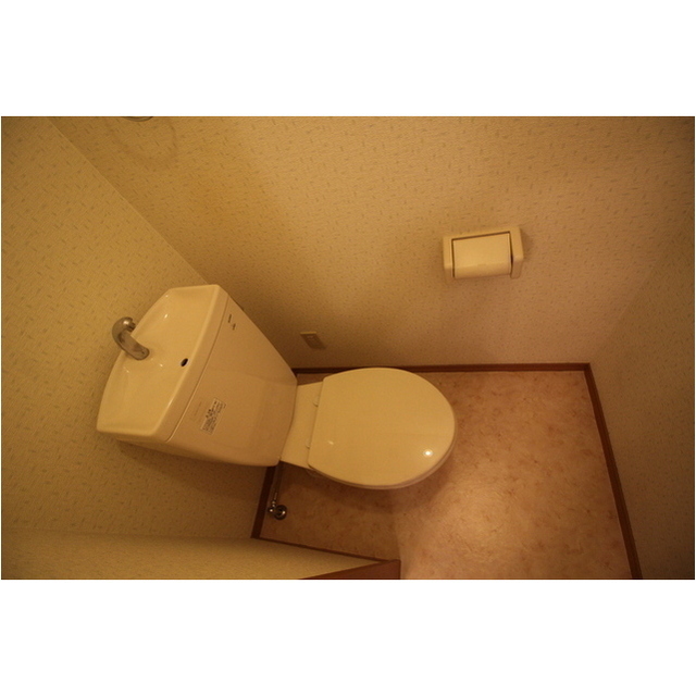 アムール 右京 内観